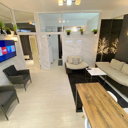 New Double Room Luxury Apartment In The Center Chisinau Exterior foto