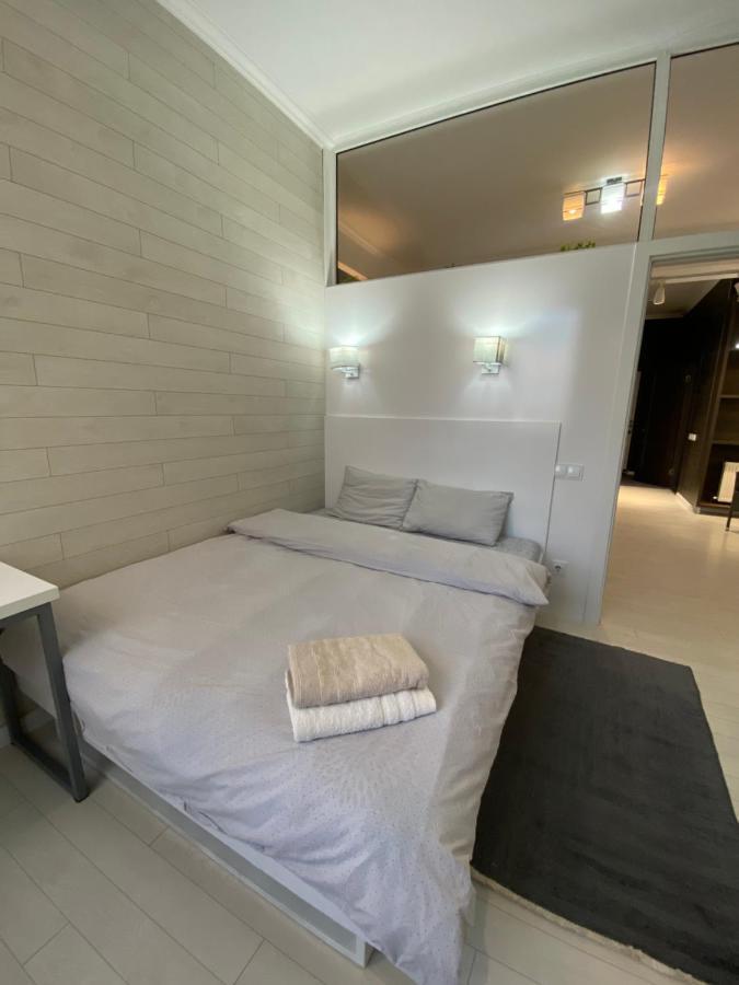 New Double Room Luxury Apartment In The Center Chisinau Exterior foto