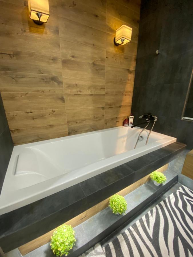 New Double Room Luxury Apartment In The Center Chisinau Exterior foto
