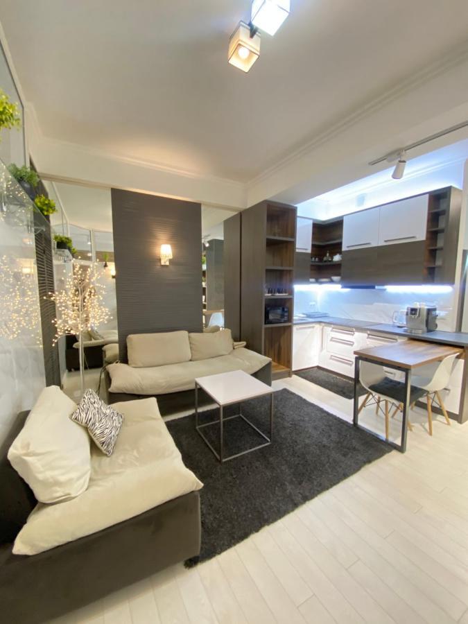 New Double Room Luxury Apartment In The Center Chisinau Exterior foto